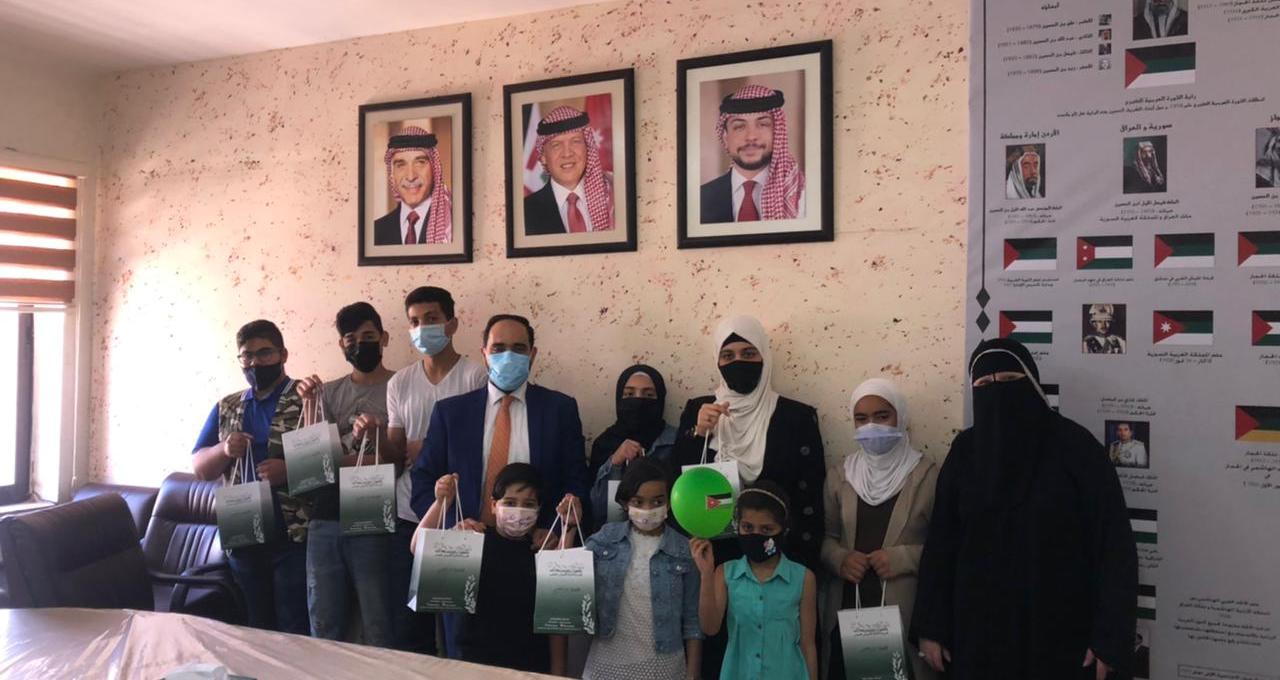 الشركة الأهلية للتمويل الأصغر تساهم عن قُرب في دعم مسيرة التعليم عن بُعد